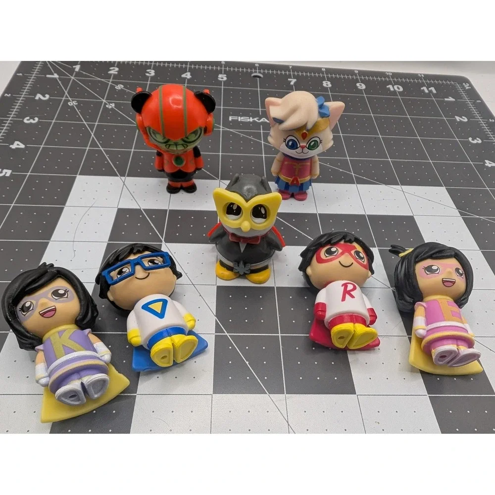 Ryans World Superhero Mystery Figure Lot Red Titan Combo Panda Alpha Lexa 6pc